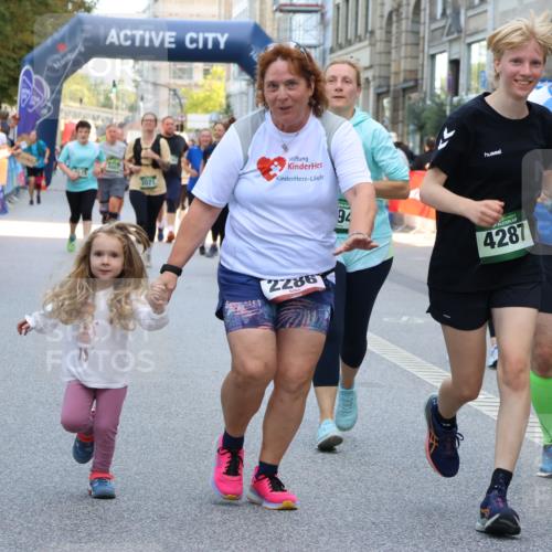 07.09.2025 - BARMER Alsterlauf Strokosch-Dieckow http://msf.ph/oto/8741497 07.09.2025 10:18:25 Ziel 2063, 2099, 2267, 2554, 2625, 3084, 3092, 3143, 3499, 4023, 4071, 4477, 4780, 4869, 8063 meine-sportfotos.de