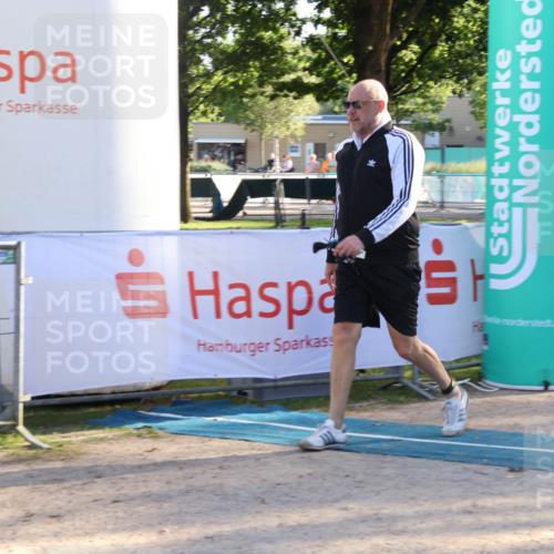07.09.2025 - 19. Norderstedt Triathlon Luisa Fischer http://msf.ph/oto/8741514 07.09.2025 16:57:58 Ziel 1415, 1516 meine-sportfotos.de