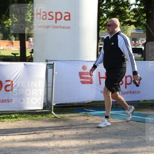 07.09.2025 - 19. Norderstedt Triathlon Luisa Fischer http://msf.ph/oto/8741520 07.09.2025 16:57:58 Ziel 1415, 1516 meine-sportfotos.de