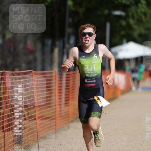 07.09.2025 - 19. Norderstedt Triathlon Michael Strokosch http://msf.ph/oto/8741534 07.09.2025 11:53:47 Laufen 1180 meine-sportfotos.de