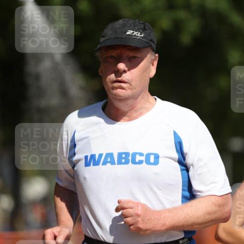07.09.2025 - 19. Norderstedt Triathlon Michael Strokosch http://msf.ph/oto/8741540 07.09.2025 12:31:54 Laufen 168, 795, 1282 meine-sportfotos.de