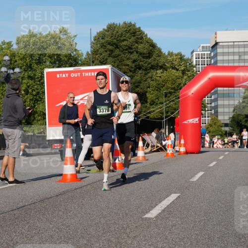 07.09.2025 - BARMER Alsterlauf Yannick Fuchs http://msf.ph/oto/8741561 07.09.2025 09:28:01 Laufen 3378, 391 meine-sportfotos.de
