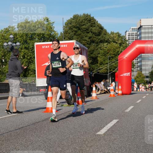07.09.2025 - BARMER Alsterlauf Yannick Fuchs http://msf.ph/oto/8741587 07.09.2025 09:28:01 Laufen 3378, 5391 meine-sportfotos.de