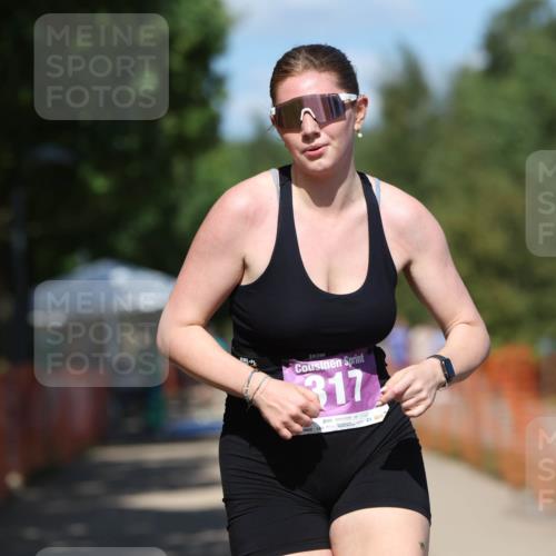07.09.2025 - 19. Norderstedt Triathlon Michael Strokosch http://msf.ph/oto/8741595 07.09.2025 13:51:13 Laufen 317 meine-sportfotos.de