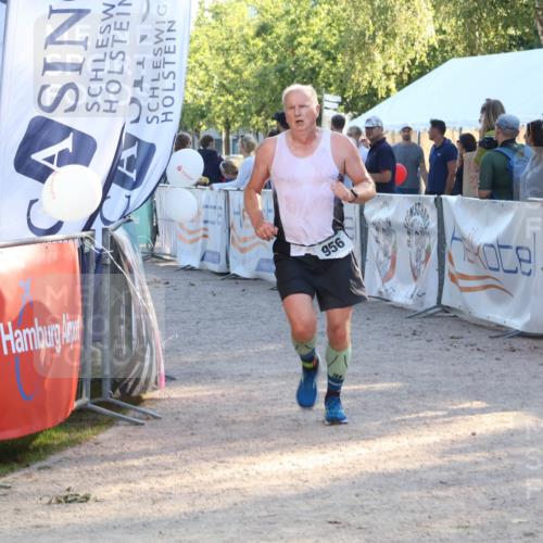 07.09.2025 - 19. Norderstedt Triathlon Luisa Fischer http://msf.ph/oto/8741640 07.09.2025 16:58:33 Ziel 956 meine-sportfotos.de