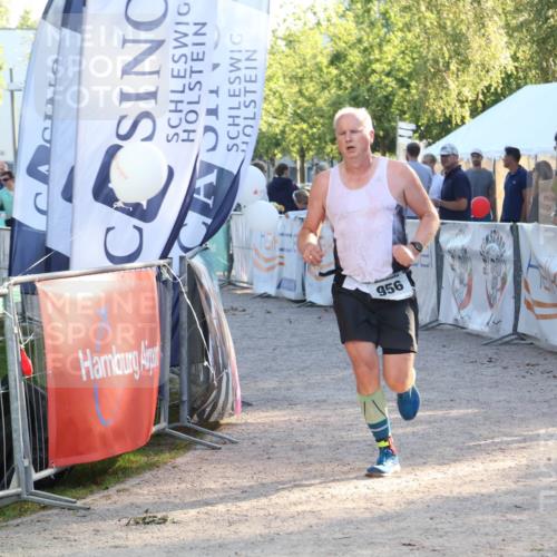 07.09.2025 - 19. Norderstedt Triathlon Luisa Fischer http://msf.ph/oto/8741646 07.09.2025 16:58:33 Ziel 956 meine-sportfotos.de