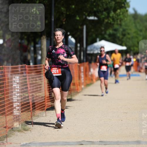 07.09.2025 - 19. Norderstedt Triathlon Michael Strokosch http://msf.ph/oto/8741678 07.09.2025 12:32:06 Laufen 201, 216, 741 meine-sportfotos.de