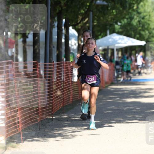 07.09.2025 - 19. Norderstedt Triathlon Michael Strokosch http://msf.ph/oto/8741706 07.09.2025 13:51:42 Laufen 324, 333, 1352 meine-sportfotos.de