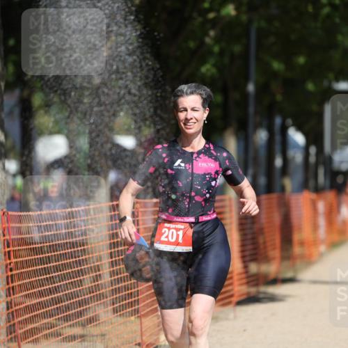 07.09.2025 - 19. Norderstedt Triathlon Michael Strokosch http://msf.ph/oto/8741757 07.09.2025 12:32:08 Laufen 201, 216, 741 meine-sportfotos.de