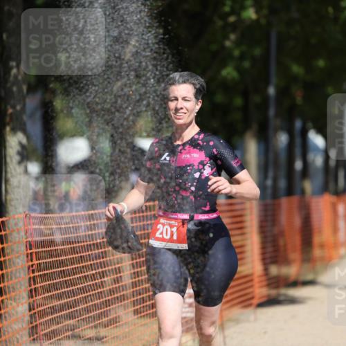07.09.2025 - 19. Norderstedt Triathlon Michael Strokosch http://msf.ph/oto/8741762 07.09.2025 12:32:08 Laufen 201, 216, 741 meine-sportfotos.de