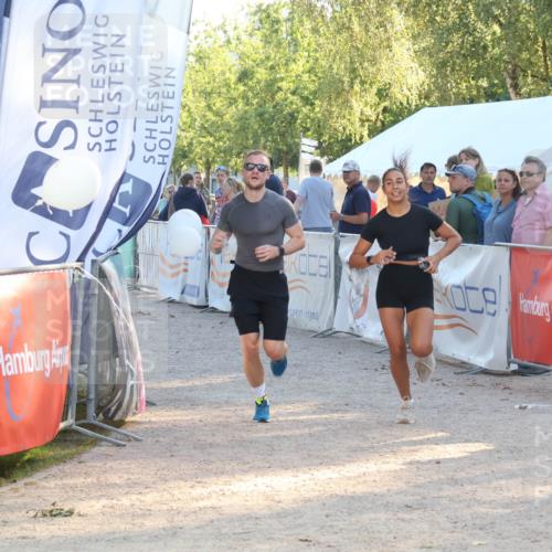 07.09.2025 - 19. Norderstedt Triathlon Luisa Fischer http://msf.ph/oto/8741809 07.09.2025 16:58:53 Ziel 951 meine-sportfotos.de