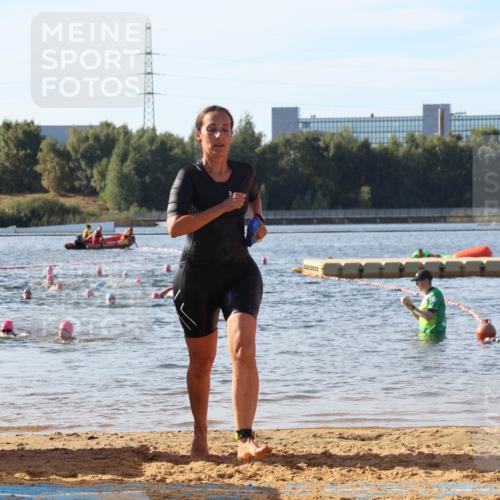 07.09.2025 - 19. Norderstedt Triathlon Luisa Fischer http://msf.ph/oto/8741813 07.09.2025 10:05:03 Schwimmen 1117 meine-sportfotos.de