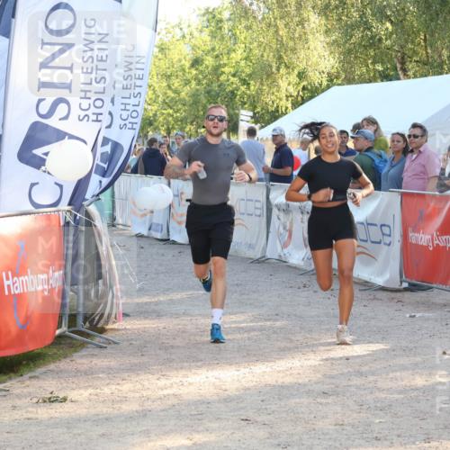 07.09.2025 - 19. Norderstedt Triathlon Luisa Fischer http://msf.ph/oto/8741814 07.09.2025 16:58:53 Ziel 951 meine-sportfotos.de