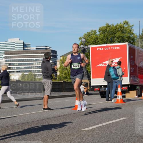 07.09.2025 - BARMER Alsterlauf Yannick Fuchs http://msf.ph/oto/8741815 07.09.2025 09:28:14 Laufen 07, 4470 meine-sportfotos.de