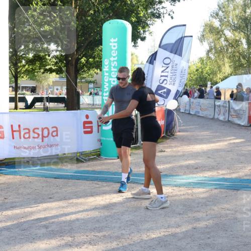 07.09.2025 - 19. Norderstedt Triathlon Luisa Fischer http://msf.ph/oto/8741863 07.09.2025 16:58:57 Ziel 951 meine-sportfotos.de