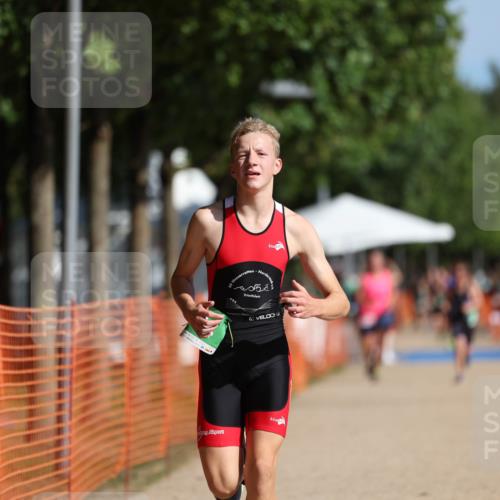 07.09.2025 - 19. Norderstedt Triathlon Michael Strokosch http://msf.ph/oto/8741950 07.09.2025 10:56:50 Laufen 98, 104 meine-sportfotos.de