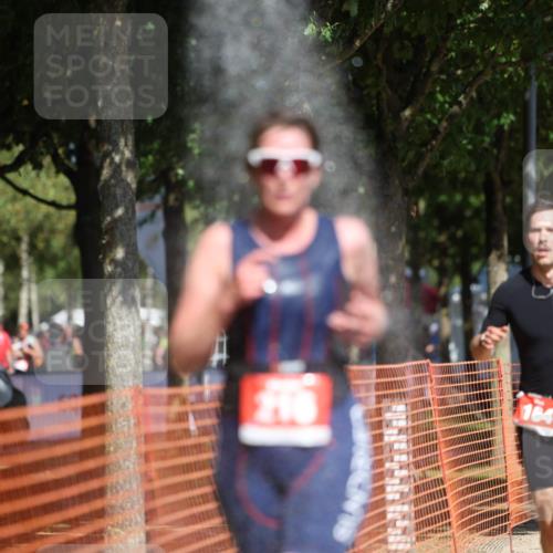 07.09.2025 - 19. Norderstedt Triathlon Michael Strokosch http://msf.ph/oto/8741968 07.09.2025 12:32:15 Laufen 164, 216, 234 meine-sportfotos.de