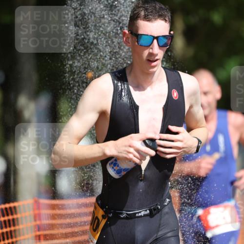 07.09.2025 - 19. Norderstedt Triathlon Michael Strokosch http://msf.ph/oto/8741988 07.09.2025 11:54:20 Laufen 821, 1200 meine-sportfotos.de
