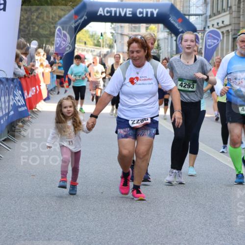 07.09.2025 - BARMER Alsterlauf Strokosch-Dieckow http://msf.ph/oto/8742038 07.09.2025 10:18:23 Ziel 2099, 2267, 2554, 2625, 3084, 3092, 3143, 3499, 4023, 4071, 4477, 4780, 8063 meine-sportfotos.de