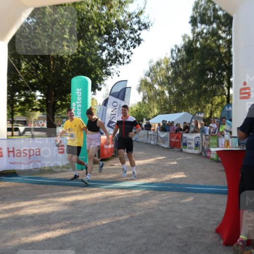 07.09.2025 - 19. Norderstedt Triathlon Luisa Fischer http://msf.ph/oto/8742046 07.09.2025 16:59:13 Ziel 949 meine-sportfotos.de
