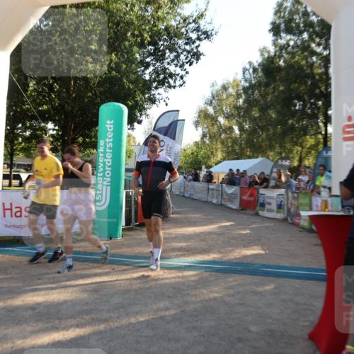07.09.2025 - 19. Norderstedt Triathlon Luisa Fischer http://msf.ph/oto/8742062 07.09.2025 16:59:13 Ziel 949 meine-sportfotos.de