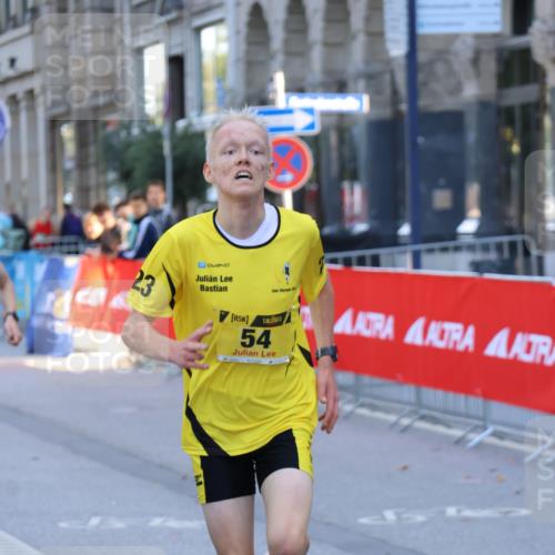 07.09.2025 - BARMER Alsterlauf Strokosch-Dieckow http://msf.ph/oto/8742120 07.09.2025 11:18:20 Ziel  meine-sportfotos.de