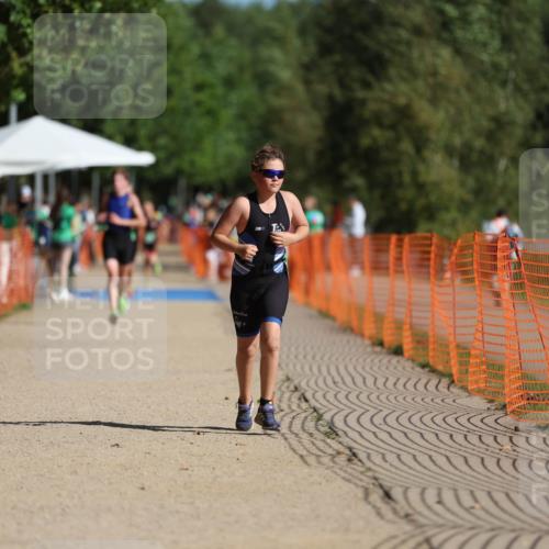 07.09.2025 - 19. Norderstedt Triathlon Michael Strokosch http://msf.ph/oto/8742132 07.09.2025 10:57:00 Laufen 122 meine-sportfotos.de