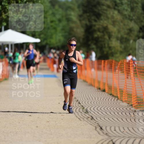 07.09.2025 - 19. Norderstedt Triathlon Michael Strokosch http://msf.ph/oto/8742142 07.09.2025 10:57:00 Laufen 122 meine-sportfotos.de