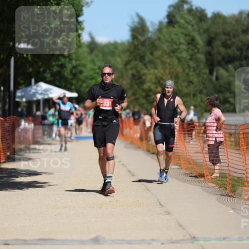 07.09.2025 - 19. Norderstedt Triathlon Michael Strokosch http://msf.ph/oto/8742158 07.09.2025 13:08:02 Laufen 150, 698, 1331 meine-sportfotos.de