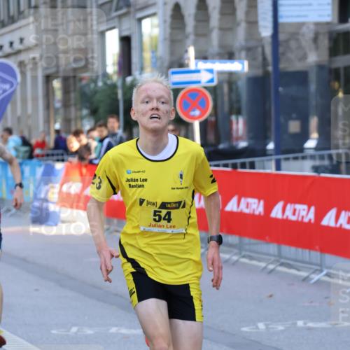 07.09.2025 - BARMER Alsterlauf Strokosch-Dieckow http://msf.ph/oto/8742159 07.09.2025 11:18:20 Ziel  meine-sportfotos.de