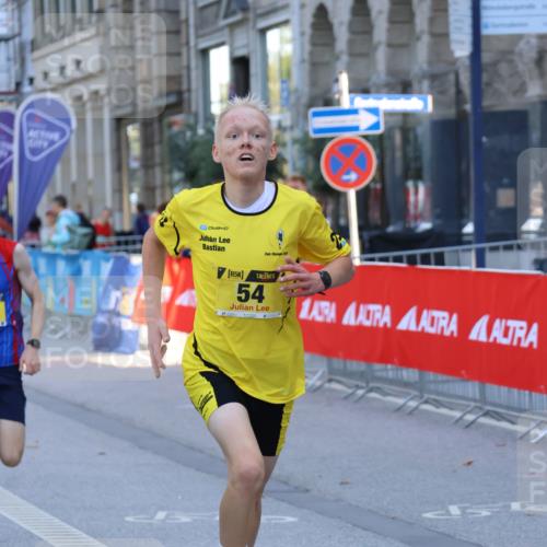 07.09.2025 - BARMER Alsterlauf Strokosch-Dieckow http://msf.ph/oto/8742272 07.09.2025 11:18:20 Ziel  meine-sportfotos.de