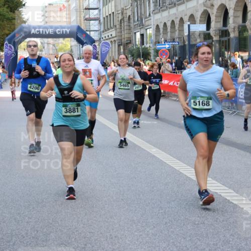 07.09.2025 - BARMER Alsterlauf Strokosch-Dieckow http://msf.ph/oto/8742277 07.09.2025 10:18:10 Ziel 2099, 2488, 2554, 3138, 3139, 3143, 3478, 4023, 4343, 4477, 4661, 4724, 4780, 8021, 8063, 8186 meine-sportfotos.de