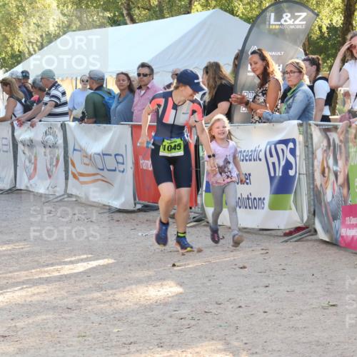 07.09.2025 - 19. Norderstedt Triathlon Luisa Fischer http://msf.ph/oto/8742289 07.09.2025 16:59:54 Ziel 414, 1045 meine-sportfotos.de
