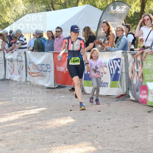 07.09.2025 - 19. Norderstedt Triathlon Luisa Fischer http://msf.ph/oto/8742293 07.09.2025 16:59:55 Ziel 414, 1045 meine-sportfotos.de