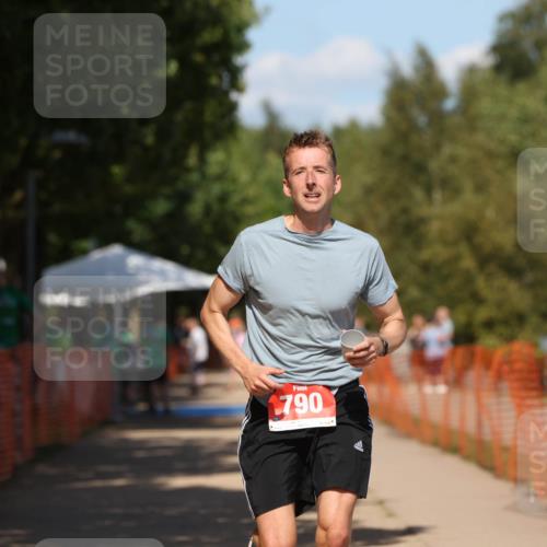 07.09.2025 - 19. Norderstedt Triathlon Michael Strokosch http://msf.ph/oto/8742295 07.09.2025 13:53:28 Laufen 230, 790 meine-sportfotos.de