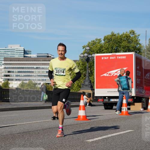 07.09.2025 - BARMER Alsterlauf Yannick Fuchs http://msf.ph/oto/8742317 07.09.2025 09:28:25 Laufen 3514 meine-sportfotos.de