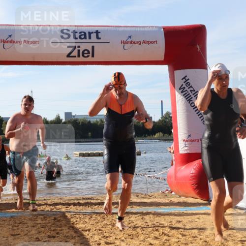 07.09.2025 - 19. Norderstedt Triathlon Luisa Fischer http://msf.ph/oto/8742408 07.09.2025 10:05:55 Schwimmen 1111, 1114, 1119, 1126, 1131, 1132, 1135, 1144, 1146 meine-sportfotos.de