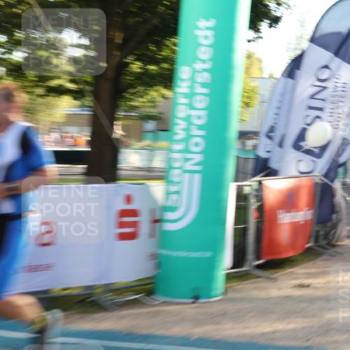 07.09.2025 - 19. Norderstedt Triathlon Luisa Fischer http://msf.ph/oto/8742439 07.09.2025 17:00:02 Ziel 1045, 1568 meine-sportfotos.de