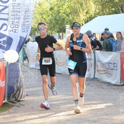 07.09.2025 - 19. Norderstedt Triathlon Luisa Fischer http://msf.ph/oto/8742477 07.09.2025 17:00:05 Ziel 365, 932, 1568 meine-sportfotos.de