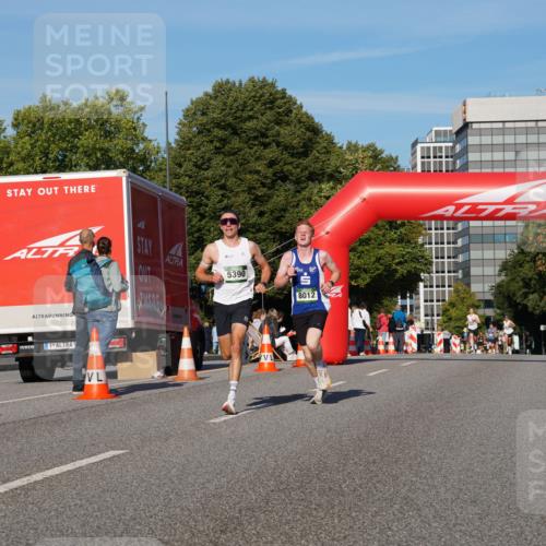 07.09.2025 - BARMER Alsterlauf Yannick Fuchs http://msf.ph/oto/8742493 07.09.2025 09:28:34 Laufen 5390, 8012 meine-sportfotos.de