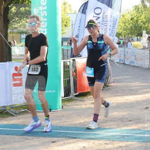 07.09.2025 - 19. Norderstedt Triathlon Luisa Fischer http://msf.ph/oto/8742516 07.09.2025 17:00:07 Ziel 365, 932, 1568 meine-sportfotos.de
