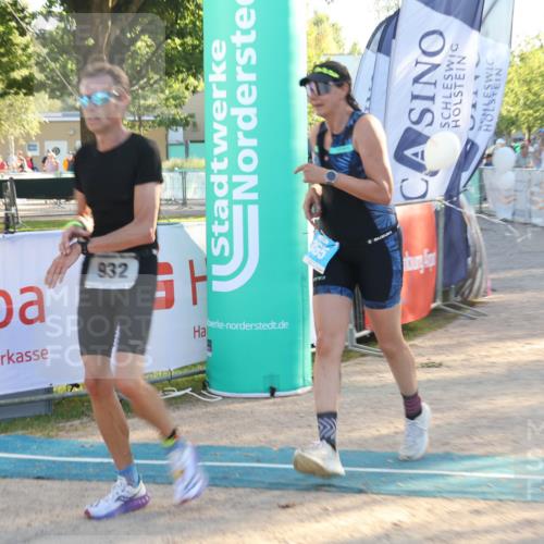07.09.2025 - 19. Norderstedt Triathlon Luisa Fischer http://msf.ph/oto/8742522 07.09.2025 17:00:07 Ziel 365, 932, 1568 meine-sportfotos.de