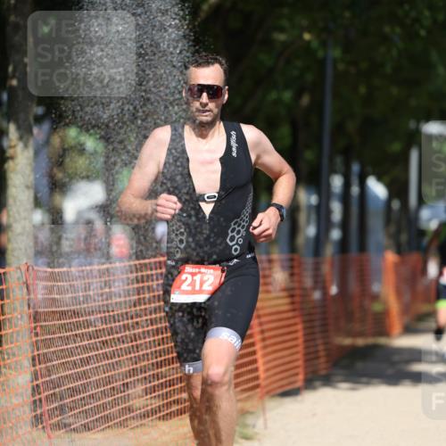 07.09.2025 - 19. Norderstedt Triathlon Michael Strokosch http://msf.ph/oto/8742540 07.09.2025 13:08:17 Laufen 167, 205, 212, 249 meine-sportfotos.de