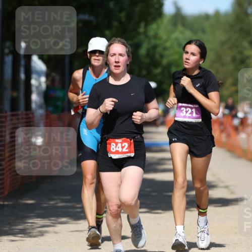 07.09.2025 - 19. Norderstedt Triathlon Michael Strokosch http://msf.ph/oto/8742561 07.09.2025 13:54:44 Laufen 270, 321, 842 meine-sportfotos.de