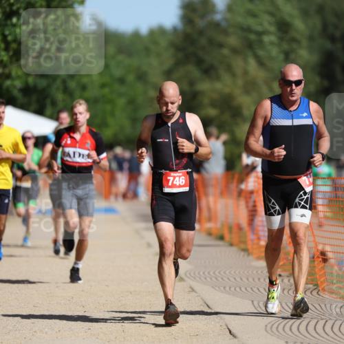 07.09.2025 - 19. Norderstedt Triathlon Michael Strokosch http://msf.ph/oto/8742568 07.09.2025 11:55:22 Laufen 228, 710, 746, 1164, 1173, 1202 meine-sportfotos.de