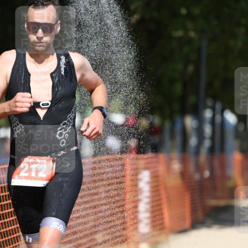 07.09.2025 - 19. Norderstedt Triathlon Michael Strokosch http://msf.ph/oto/8742583 07.09.2025 13:08:18 Laufen 167, 205, 212, 249 meine-sportfotos.de