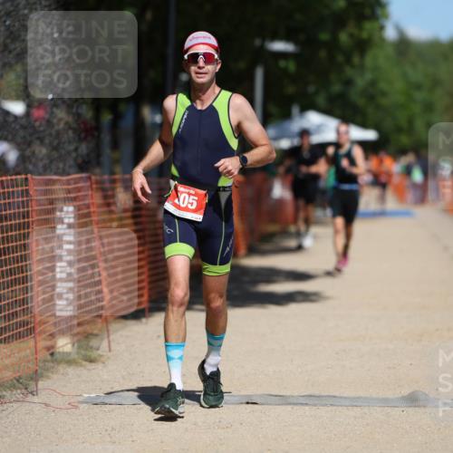 07.09.2025 - 19. Norderstedt Triathlon Michael Strokosch http://msf.ph/oto/8742615 07.09.2025 13:08:20 Laufen 205, 212, 759 meine-sportfotos.de