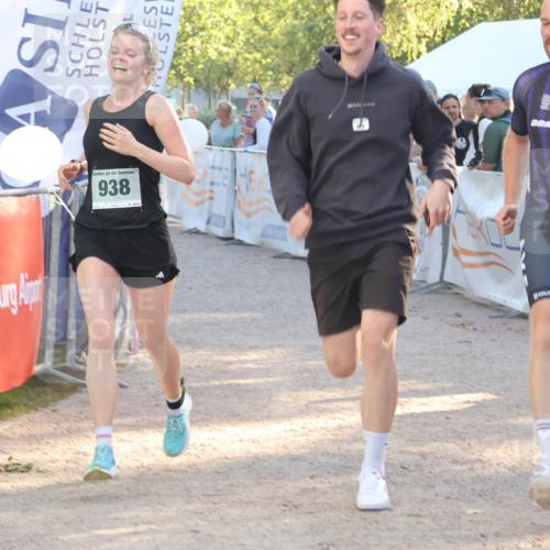 07.09.2025 - 19. Norderstedt Triathlon Luisa Fischer http://msf.ph/oto/8742617 07.09.2025 17:00:39 Ziel 938 meine-sportfotos.de