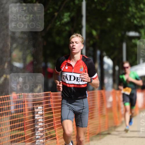 07.09.2025 - 19. Norderstedt Triathlon Michael Strokosch http://msf.ph/oto/8742650 07.09.2025 11:55:25 Laufen 228, 710, 734, 746, 1164, 1173, 1202 meine-sportfotos.de