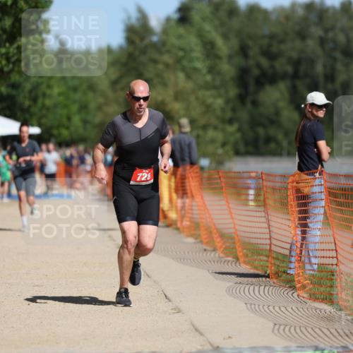 07.09.2025 - 19. Norderstedt Triathlon Michael Strokosch http://msf.ph/oto/8742675 07.09.2025 12:32:56 Laufen 245, 258, 728 meine-sportfotos.de